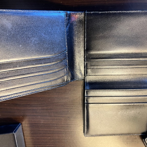 Montblanc genuine cowhide leather trifold wallet in black - Picture 4 of 6